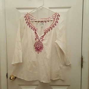Relaxed white top